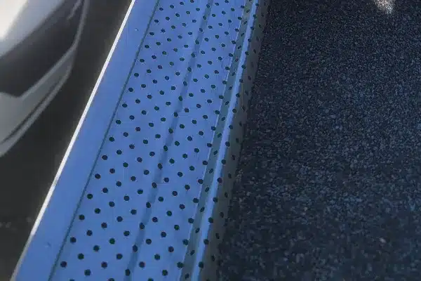 gutter guard service company near me in warren oh 114